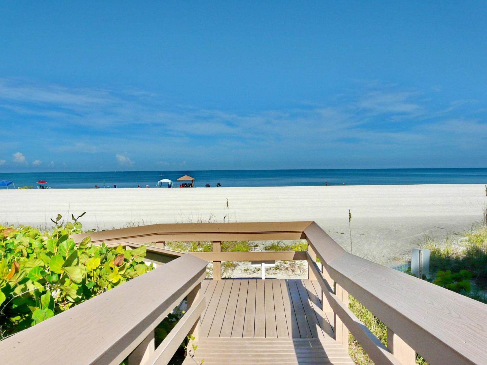 Beach Club 216 Marco Island Exterior photo